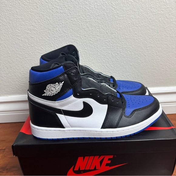 Jordan 1 Retro High Royal Toe Size 11 - Picture 1 of 8